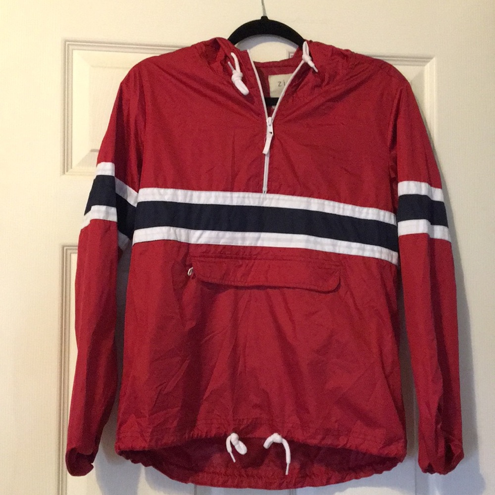 Pullover windbreaker